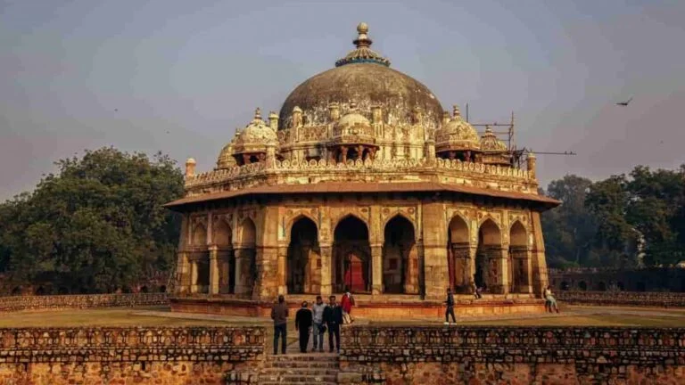 Delhi's Half-Day Discovery: A Guided Car Tour