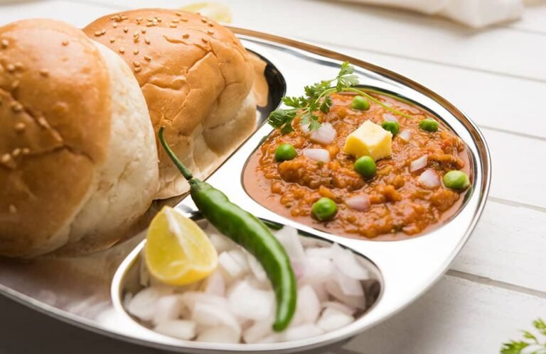Tastes of Pune: A Foodie's Walking Tour