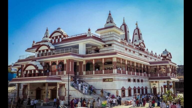 Pune Sacred Sites: A Half-Day Spiritual Tour
