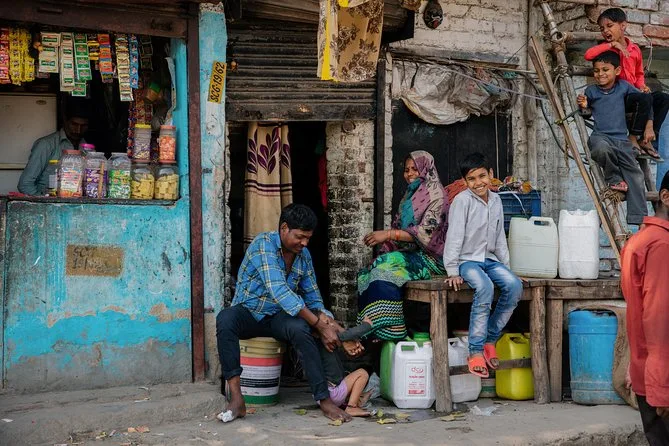 Sanjay Colony: Slum Walking Tour of Delhi