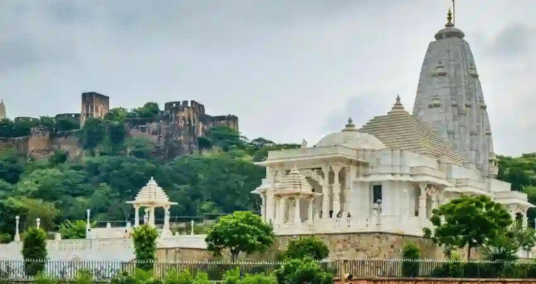 Jaipur's Spiritual Heritage: A Half-Day Tour of Temples and Holy Site