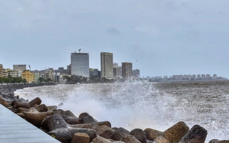 Mumbai's Heritage Sites: A Cultural Half Day Tour (AC Car Tour)